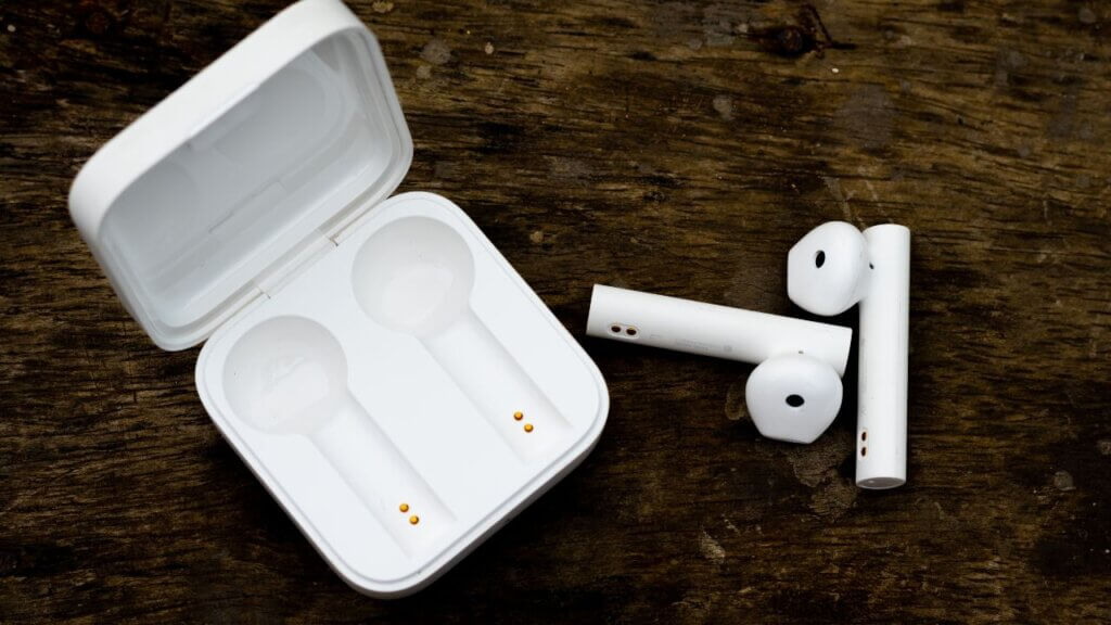 how-many-times-can-you-charge-earbuds